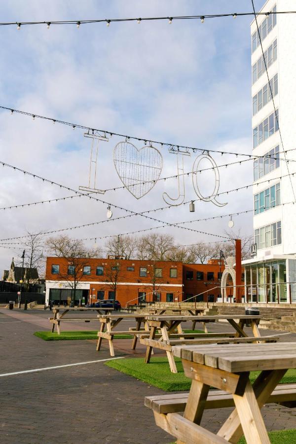 Stylish Jewellery Quarter Apartment Sleeps 4 Birmingham Exterior foto