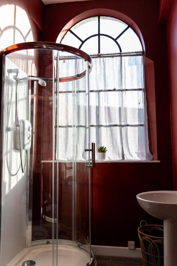 Stylish Jewellery Quarter Apartment Sleeps 4 Birmingham Exterior foto